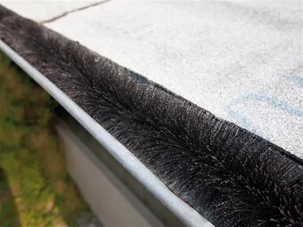 Gutter Protector 4m (2 X 2m) 3 Gutter Protector 4m (2 X 2m)