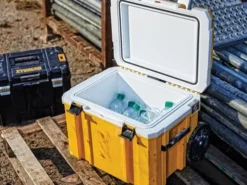 DeWALT TSTAK™ Cooler Box On Wheels 11 DeWALT TSTAK™ Cooler Box On Wheels -HomeTool Haven DEW183281 INUSE1