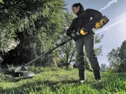 DeWALT DCMAS5713X1 XR FlexVolt Split Boom System + Grass Trimmer 54V 1 X 3.0Ah Li-ion