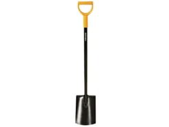 Fiskars Solid™ Spade Rounded