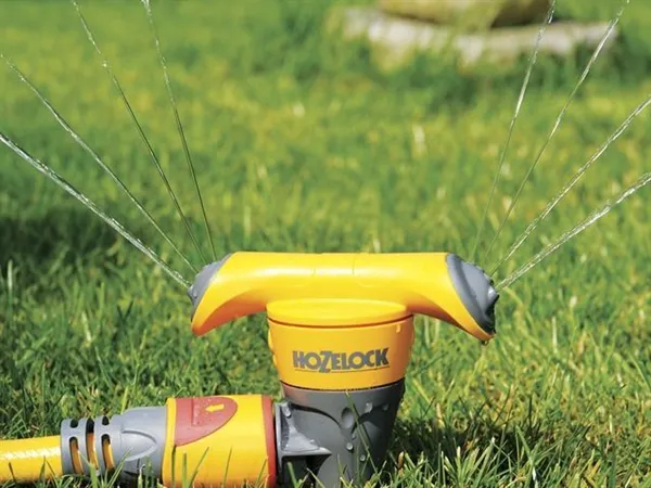 Hozelock 2520 Round Sprinkler Plus 254m² 4 Hozelock 2520 Round Sprinkler Plus 254m² - Image 2