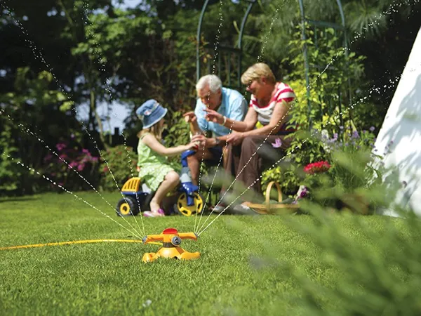 Hozelock 2520 Round Sprinkler Plus 254m² 5 Hozelock 2520 Round Sprinkler Plus 254m² - Image 3