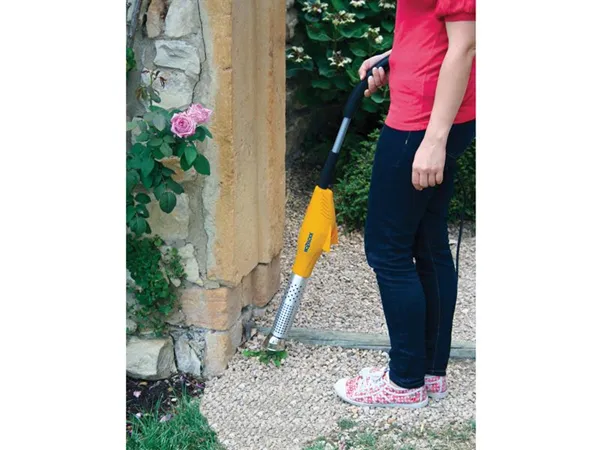 Hozelock Green Power Evolution Thermal Weeder 4 Hozelock Green Power Evolution Thermal Weeder - Image 2