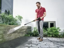 Karcher K 3 Power Control Pressure Washer 120 Bar 240V 14 Karcher K 3 Power Control Pressure Washer 120 Bar 240V -HomeTool Haven KARK3PC INUSE4