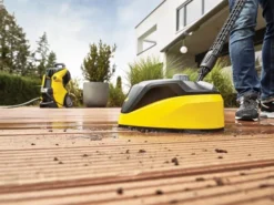 Karcher K 7 Premium Smart Control Home Pressure Washer 180 Bar 240V -HomeTool Haven KARK7PSCH INUSE1