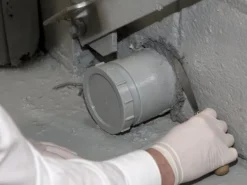 Mouse & Rat Gap Sealant -HomeTool Haven RKLFMS01 INUSE3