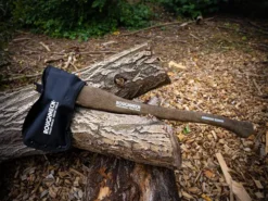 Vintage Splitting Maul 2.0kg (4.1/2 Lb) -HomeTool Haven ROU65678 LIFESTYLE2