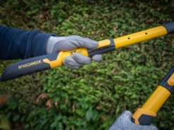 XT Pro Telescopic Bypass Loppers 695 - 945mm -HomeTool Haven ROU66868 INUSE5