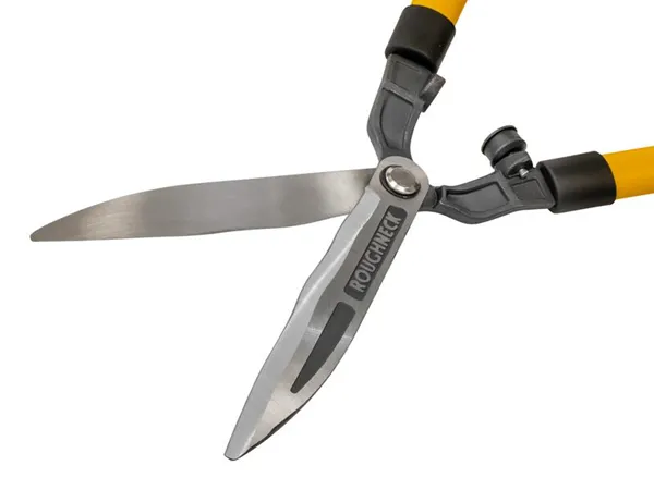 XT Pro Hedge Shears 635mm 3 XT Pro Hedge Shears 635mm