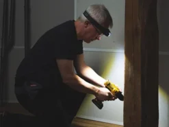 I-VIEW Rechargeable COB LED Head Torch -HomeTool Haven SCG035626 INUSE1