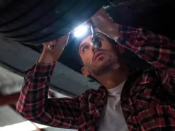 I-VIEW Rechargeable COB LED Head Torch -HomeTool Haven SCG035626 INUSE2