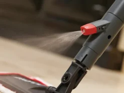 Vileda 1-2 Spray Mop Head & Handle -HomeTool Haven VIL140626 INUSE2