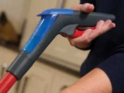 Vileda 1-2 Spray Mop Head & Handle -HomeTool Haven VIL140626 INUSE4