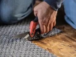 Spring-Loaded Tradesman Shears 279mm (11in) 10 Spring-Loaded Tradesman Shears 279mm (11in) -HomeTool Haven WISCW11TM USE