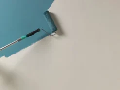 Wallpaper Cover-Up 2.5 Litre 7 Wallpaper Cover-Up 2.5 Litre -HomeTool Haven ZINWCU25L INUSE2